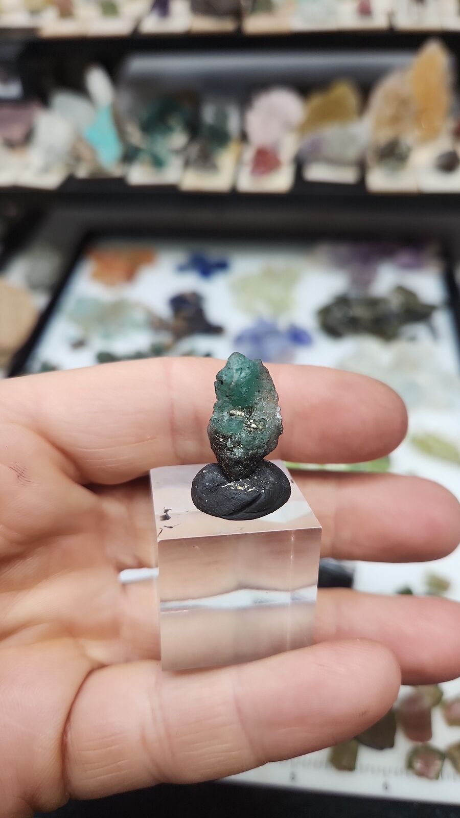 Emerald #76