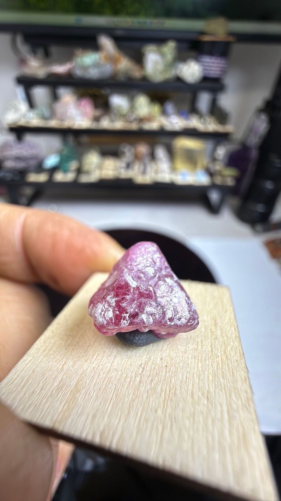 Spinel #105