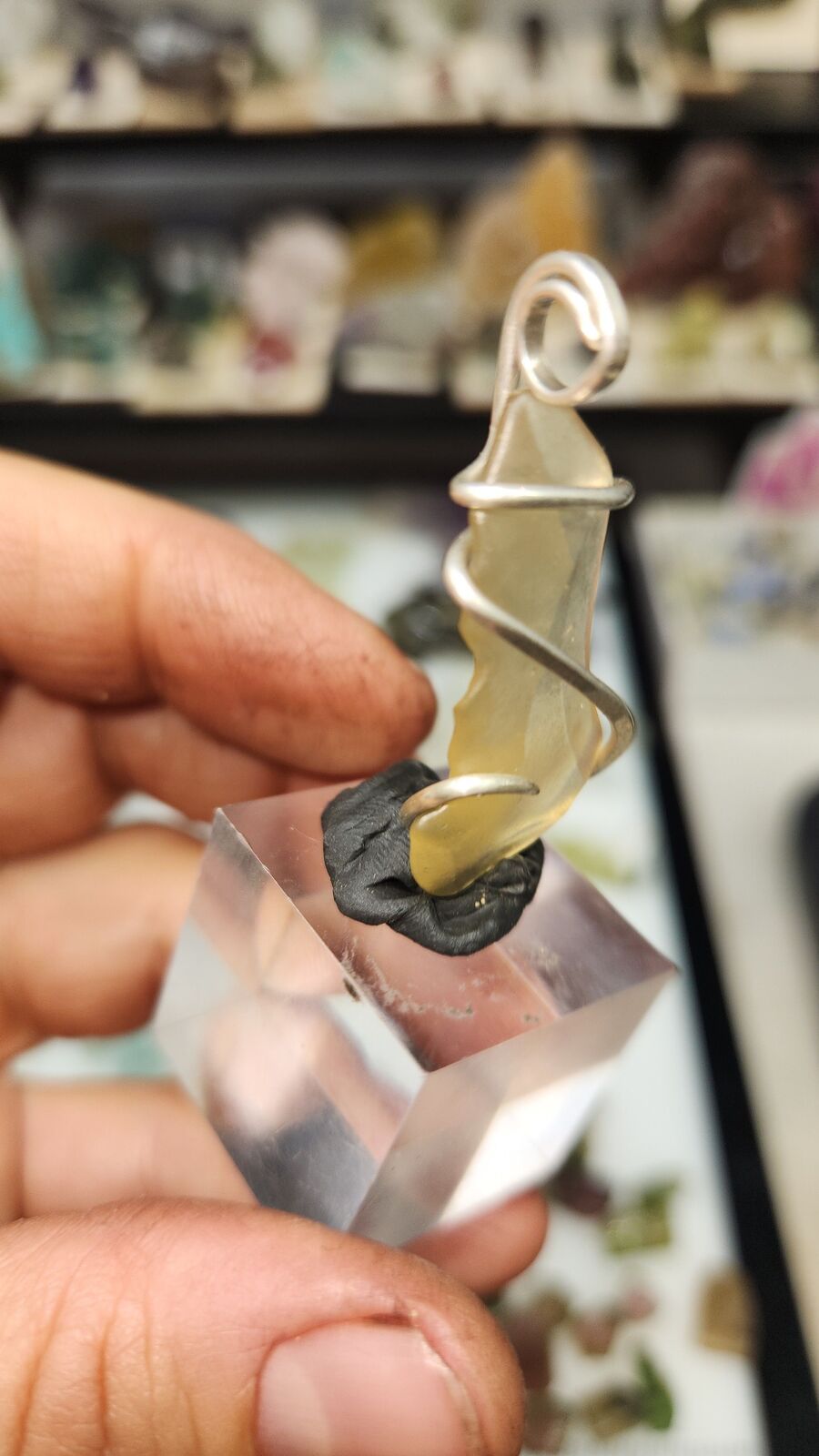 Libyan desert glass #159