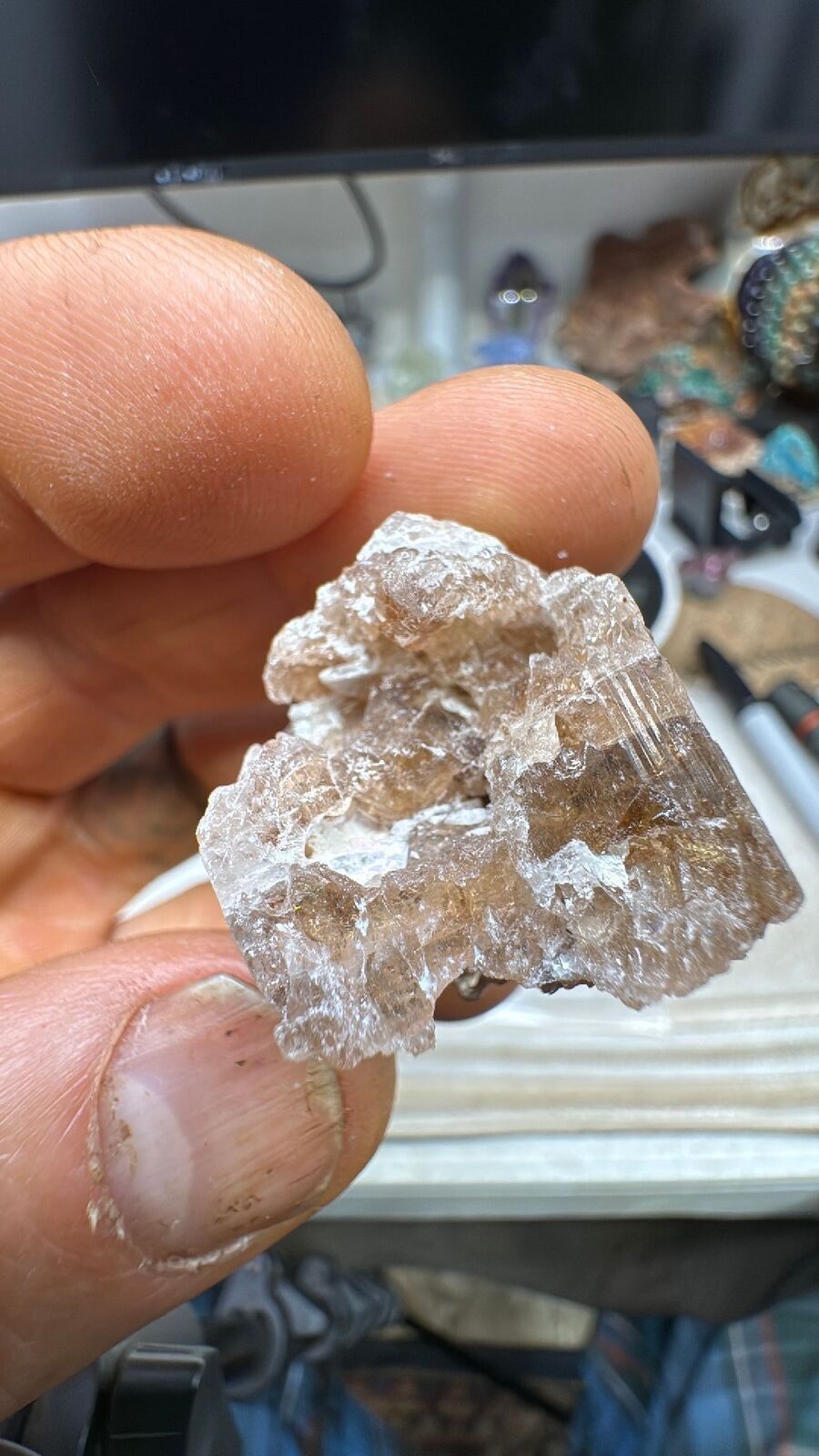 28.4g Etched Champaigne Topaz Crystal #37