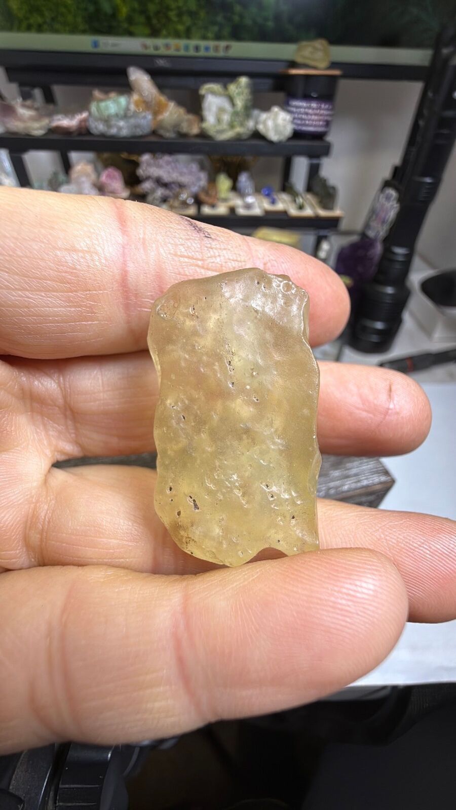 Libyan desert glass #9