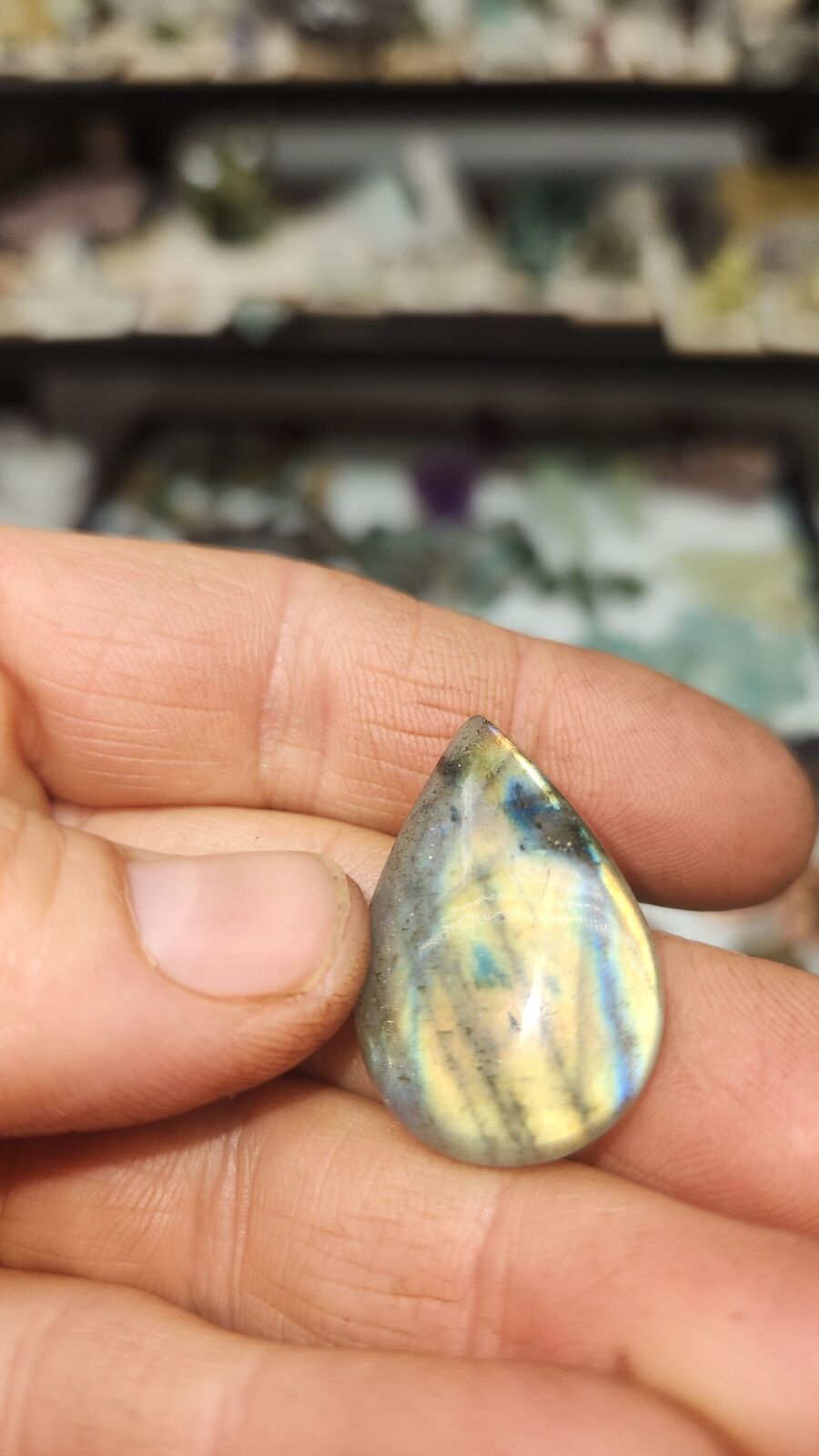 Labradorite #51