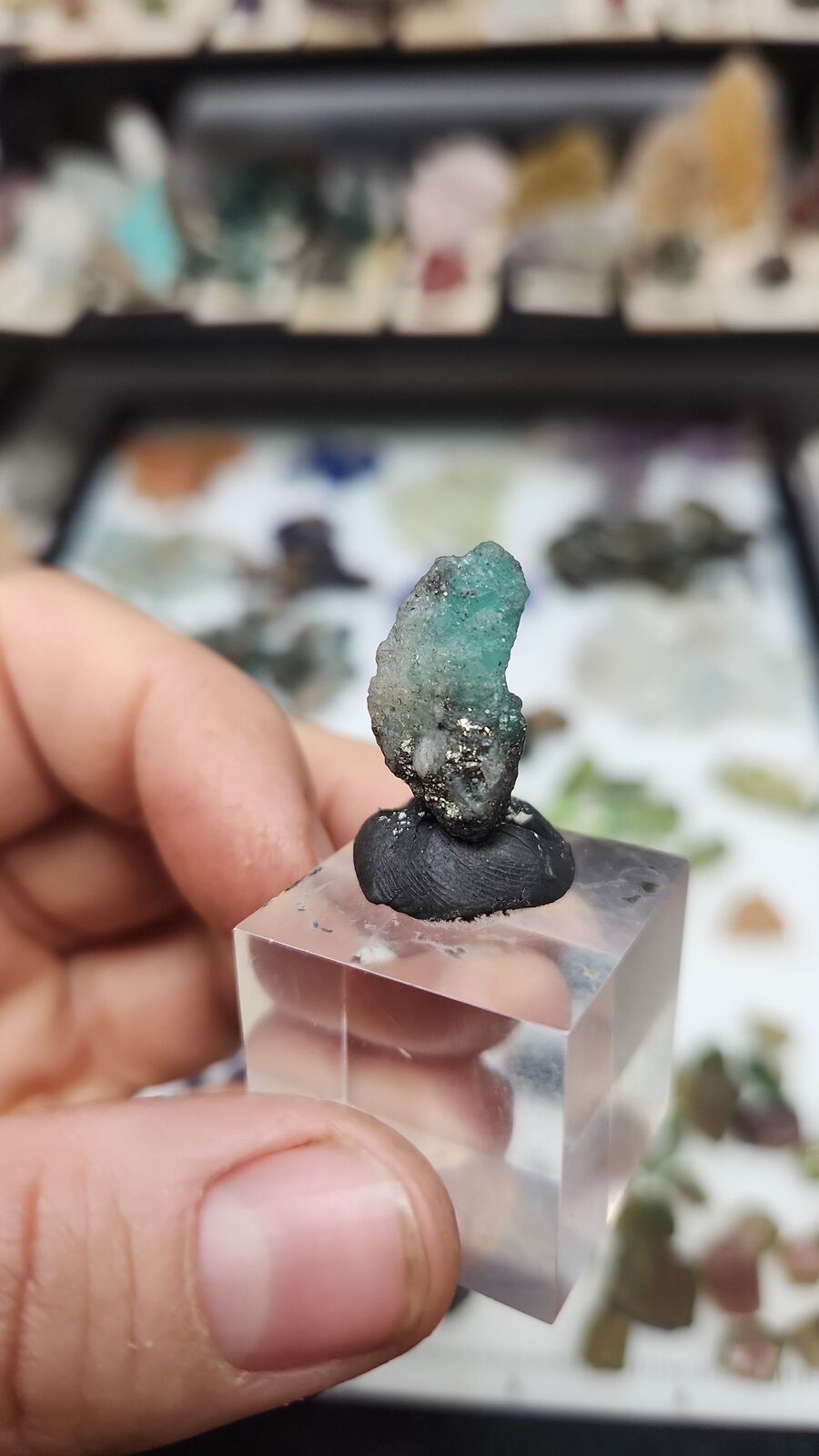 Emerald #76