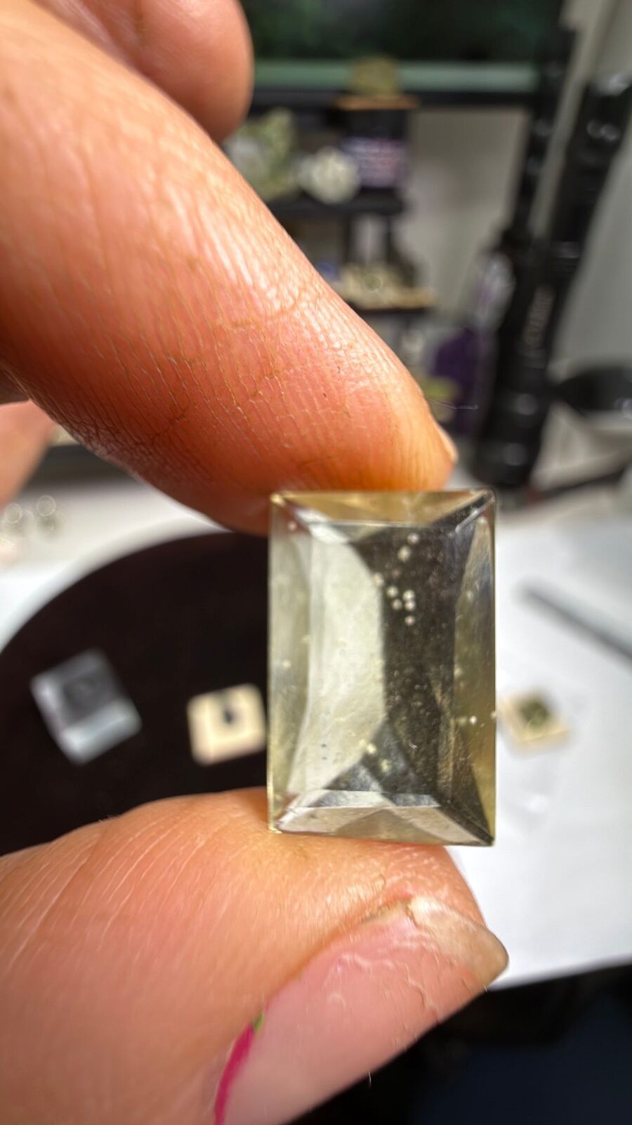 Libyan desert glass # 83
