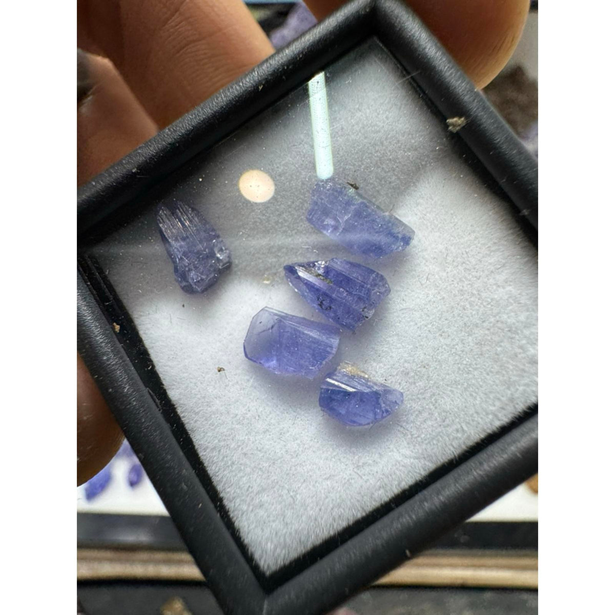 5ct box of tanzanite crystals #230