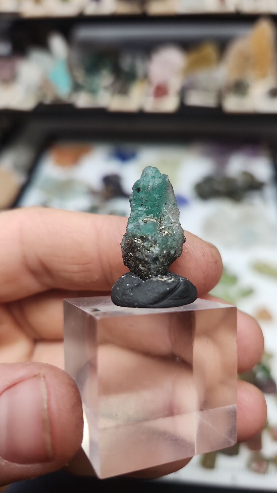 Emerald #76
