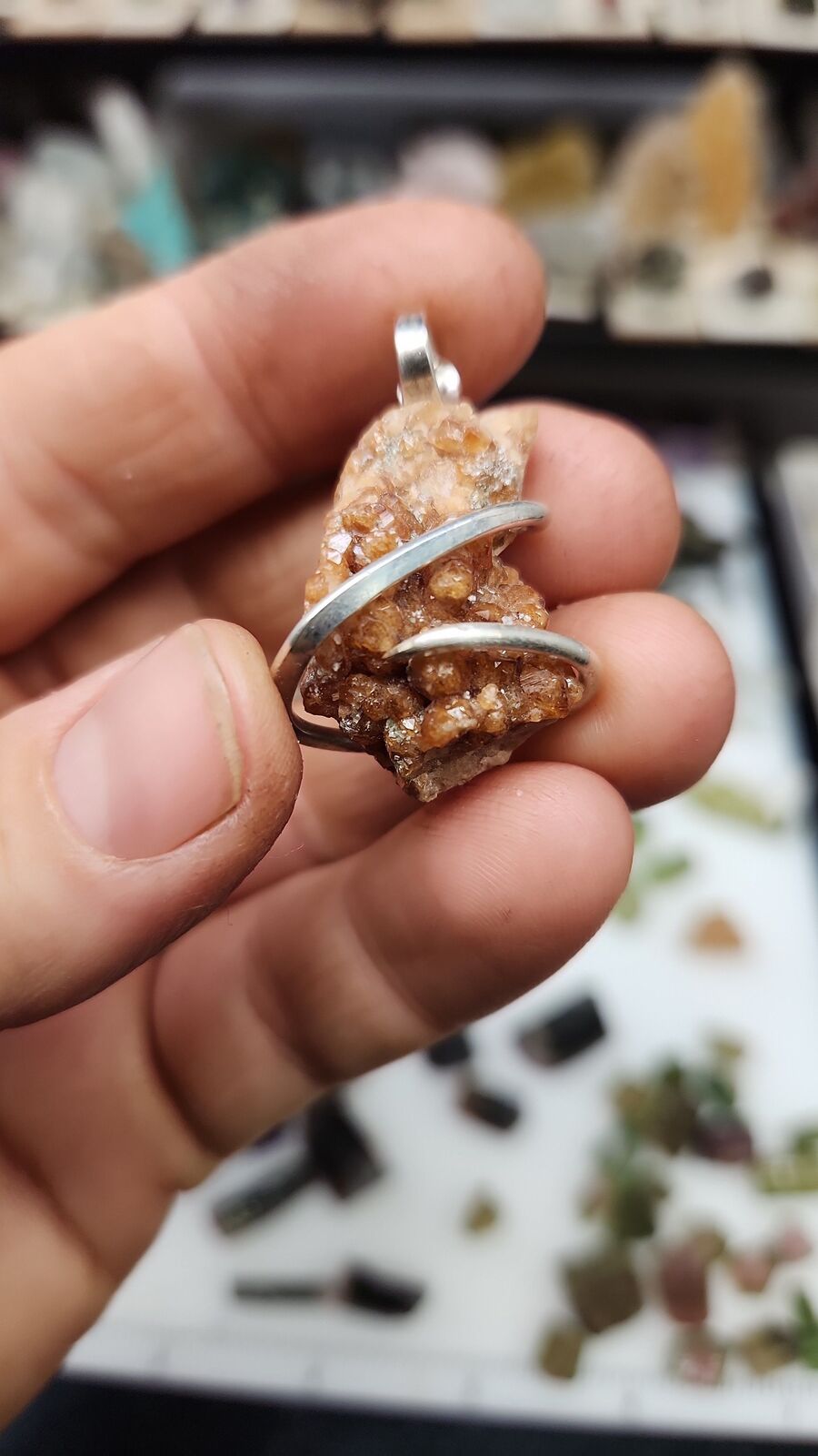 Garnet pendant #121