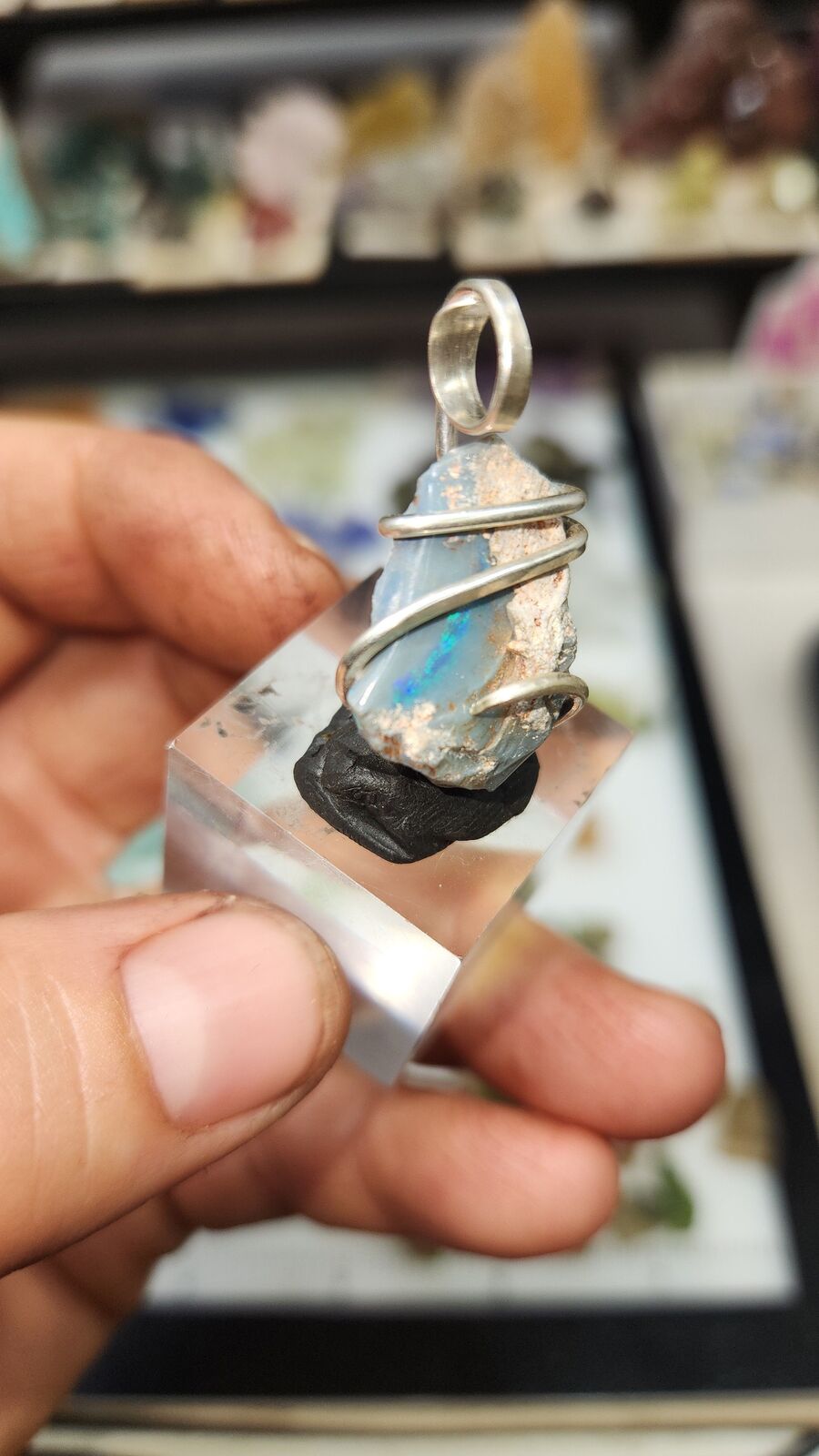lightning ridge opal #162