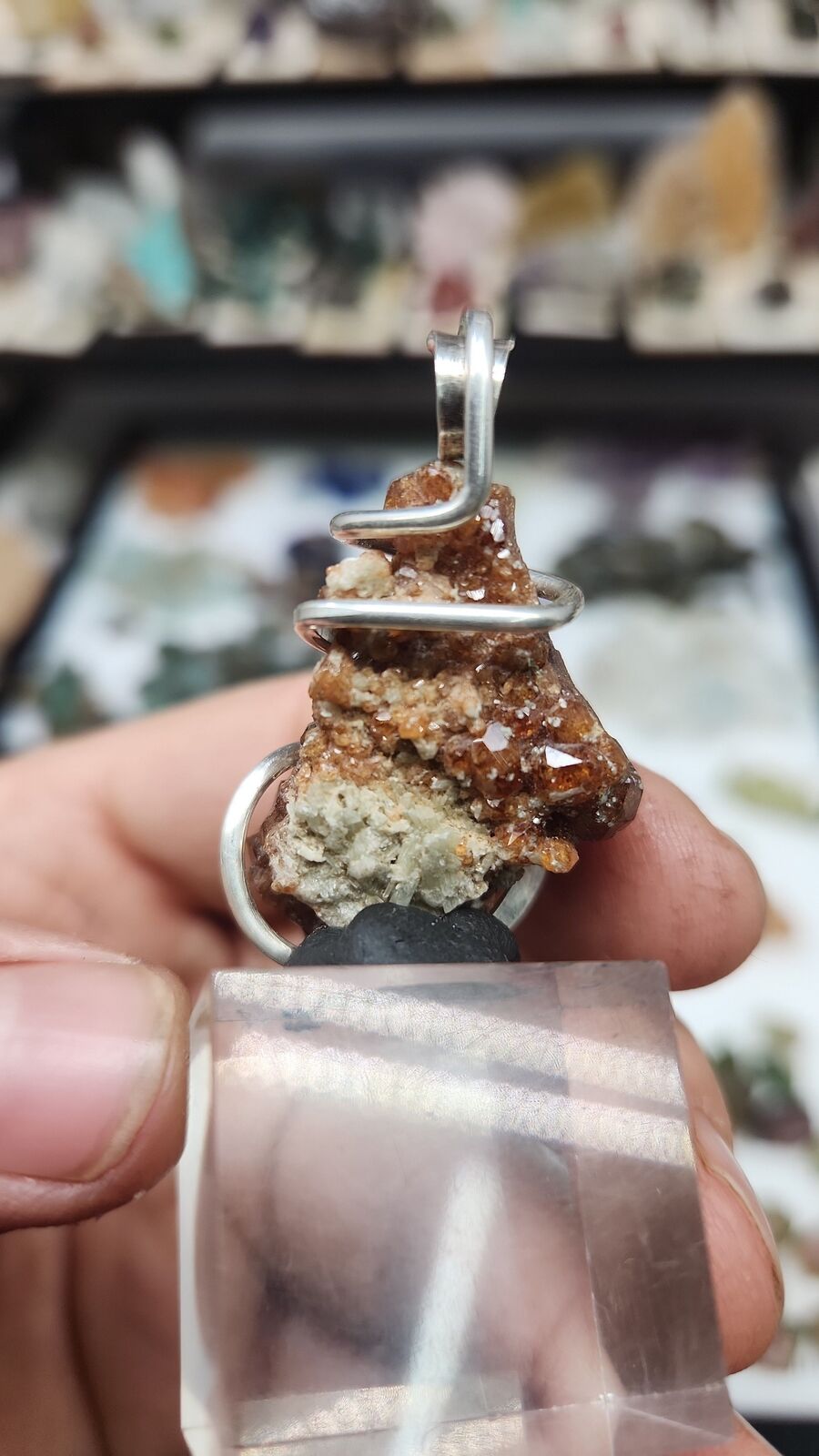Grant pendant #109