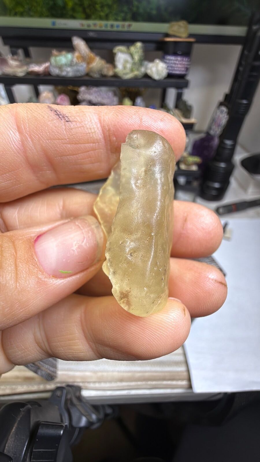Libyan desert glass #9