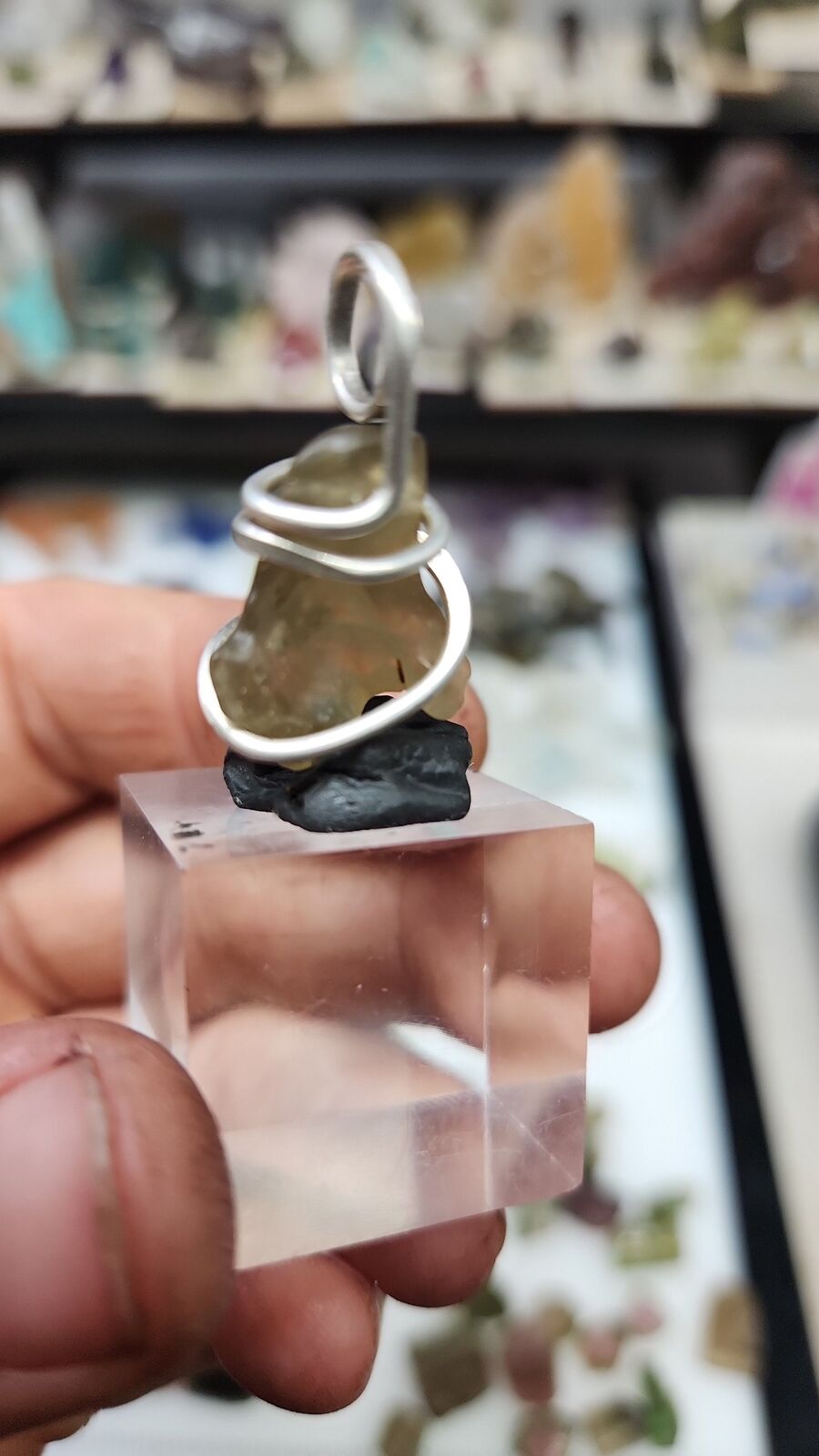 Libyan desert glass #158