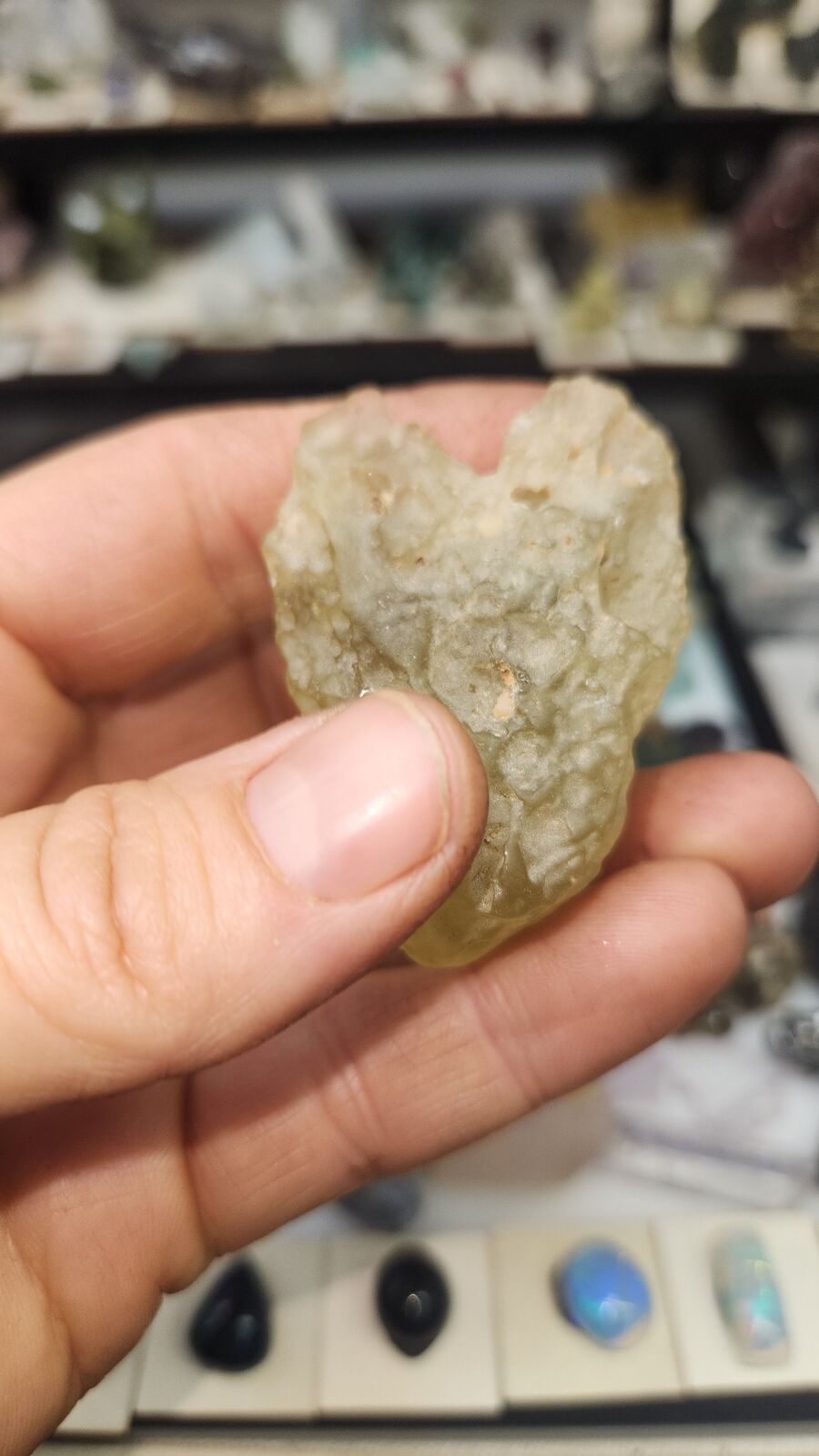 Libyan desert glass #47