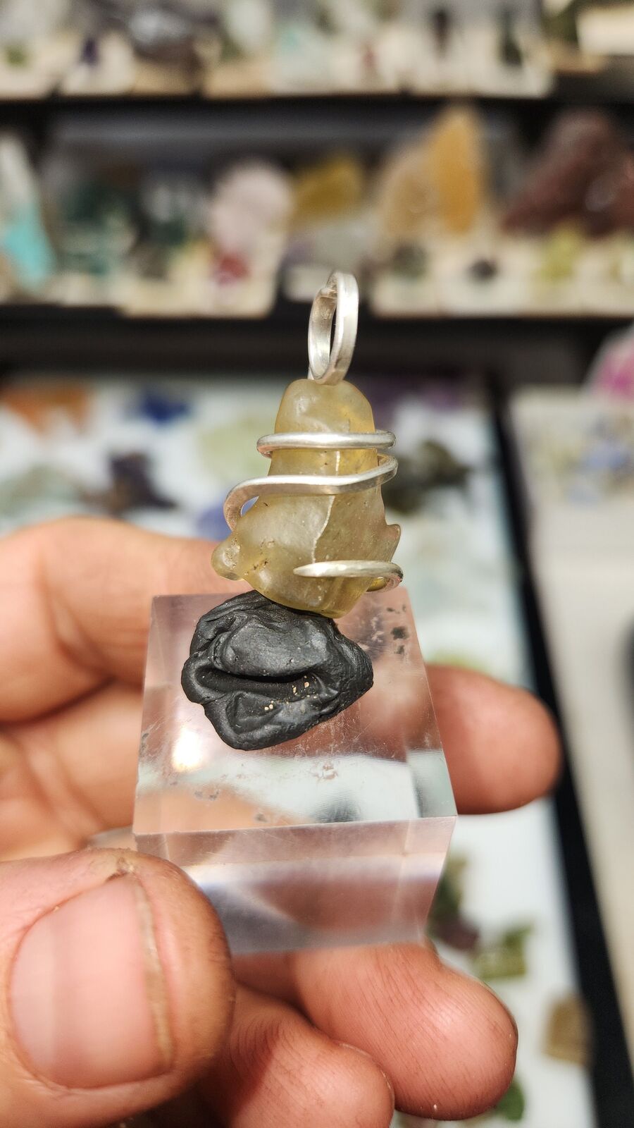 Libyan desert glass #158