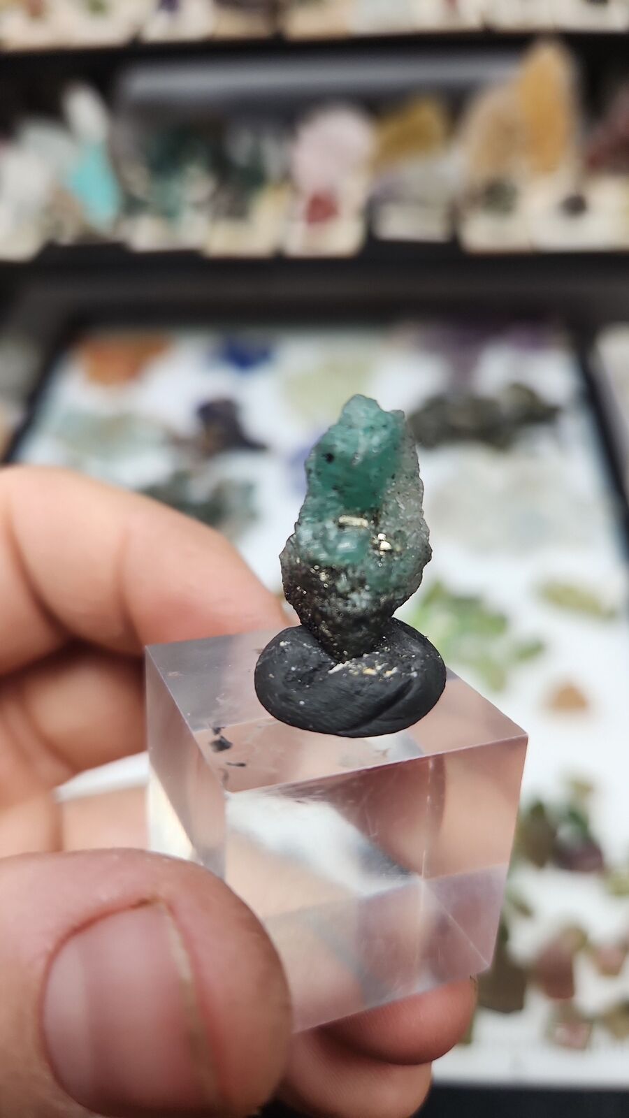 Emerald #76